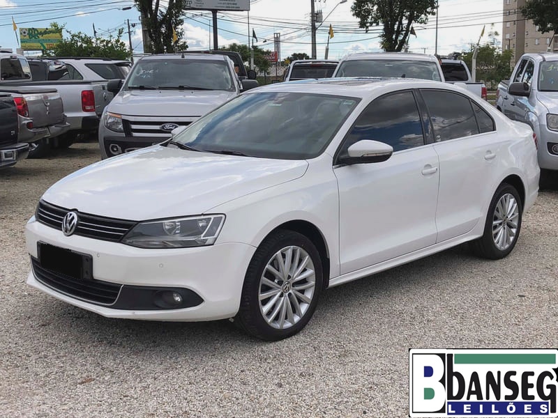 ​VOLKSWAGEN JETTA HIGHLINE TIPTRONIC 2.0 TSI AUT. ANO 2013