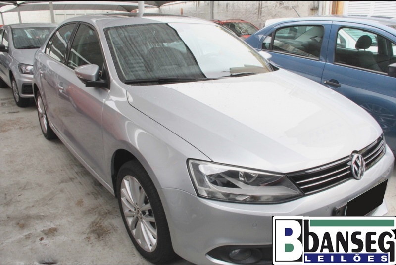 ​Volkswagen JETTA 2.0 TSI HIGHLINE 211CV ANO2014