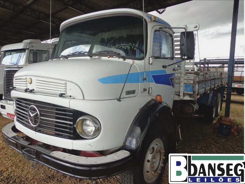 ​Mercedes-Benz Mb 1313 Truck 6x2 Ano:78/78