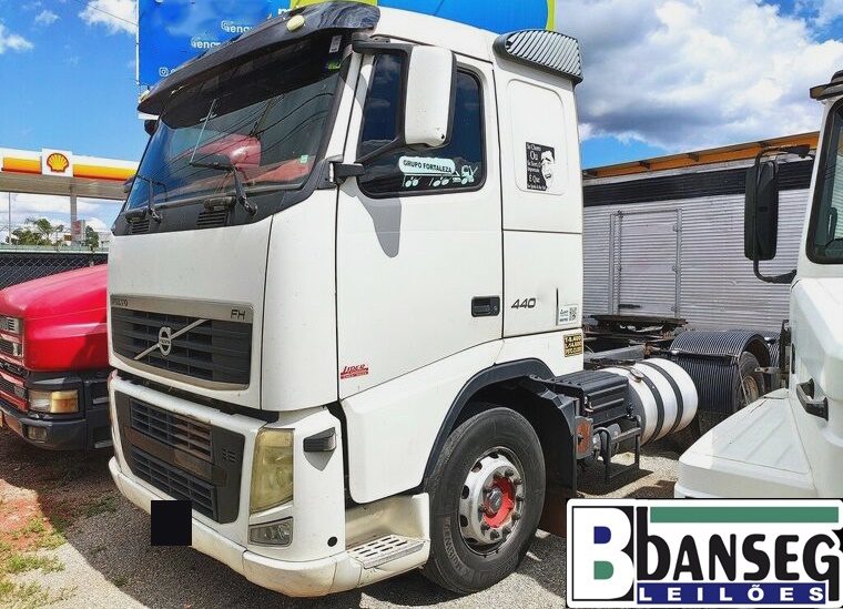 ​VOLVO FH 440 BRANCO 2010